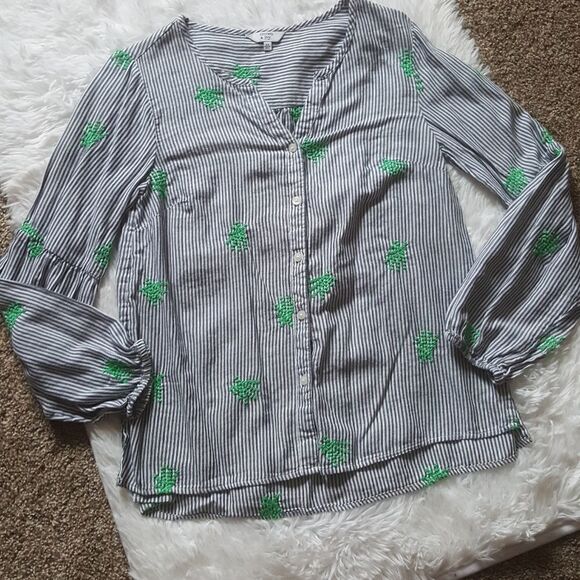 Crown and Ivy blue and white striped with green embroidery button down top Sz XS - Picture 1 of 7